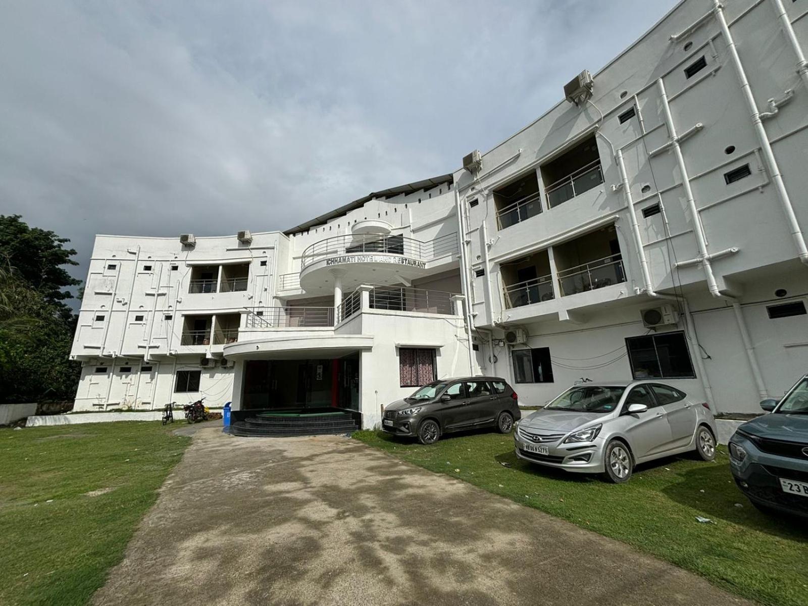Ichhamati Hotel And Restaurant Hasnabad ภายนอก รูปภาพ