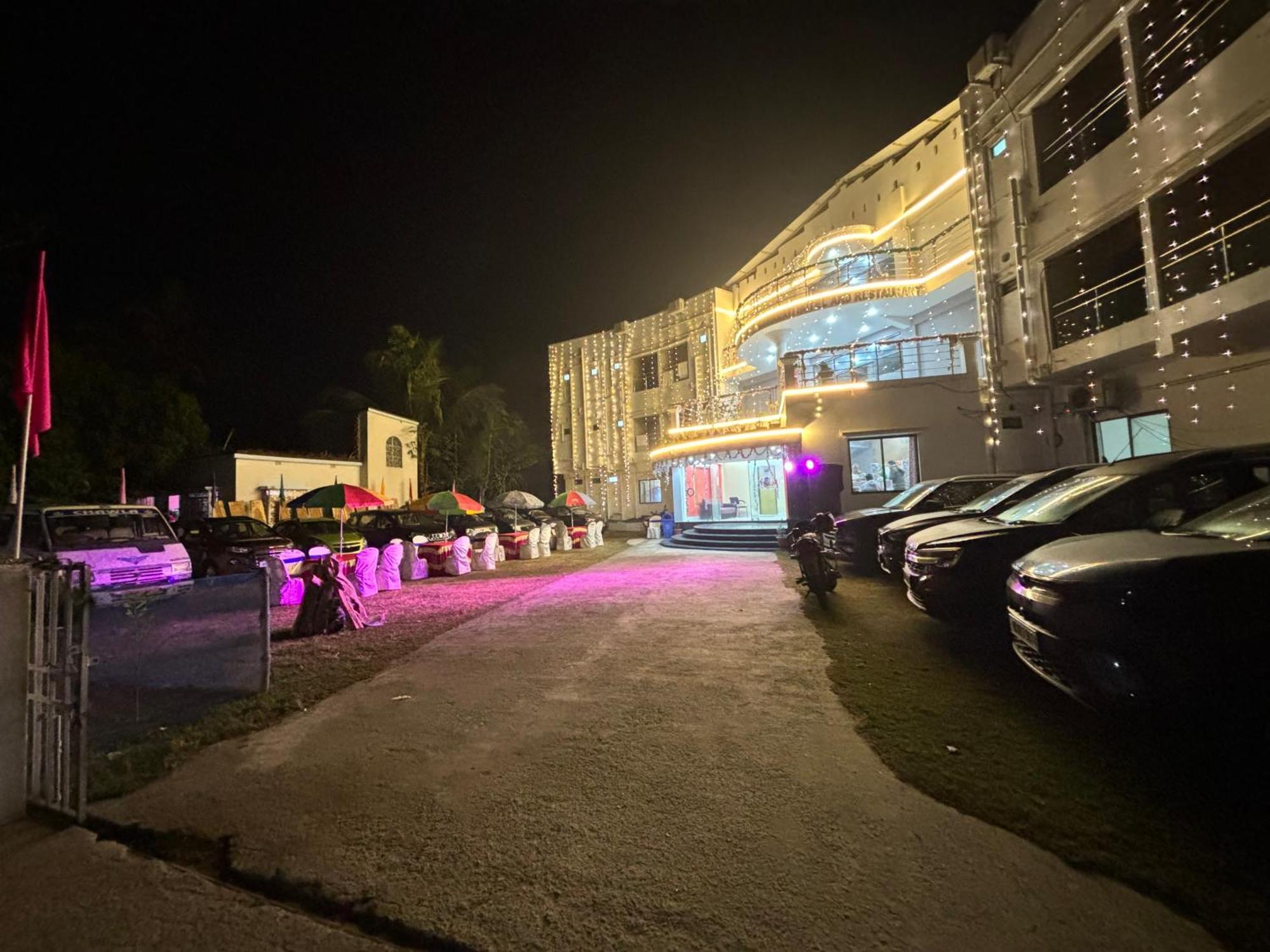 Ichhamati Hotel And Restaurant Hasnabad ภายนอก รูปภาพ