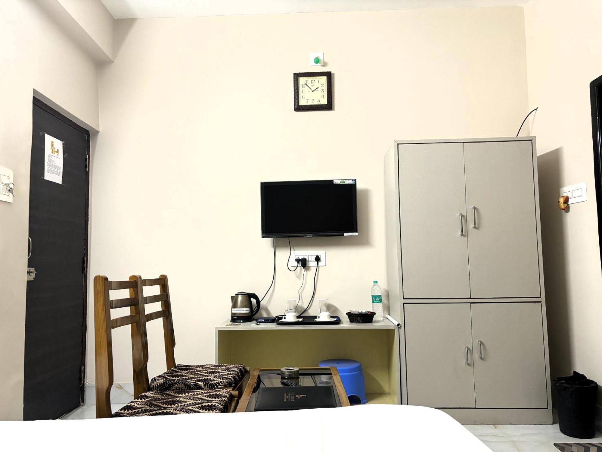 Ichhamati Hotel And Restaurant Hasnabad ภายนอก รูปภาพ