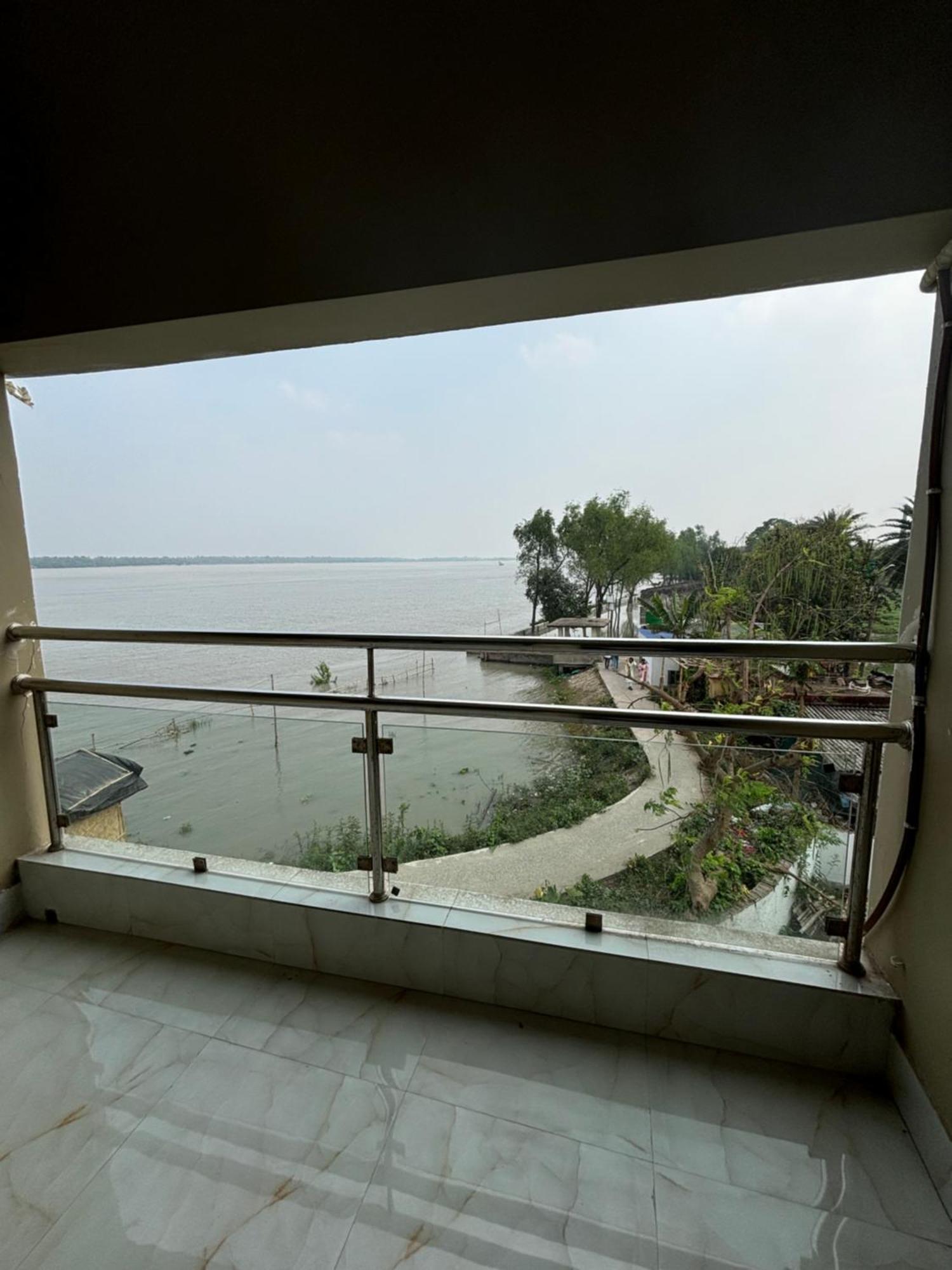 Ichhamati Hotel And Restaurant Hasnabad ภายนอก รูปภาพ